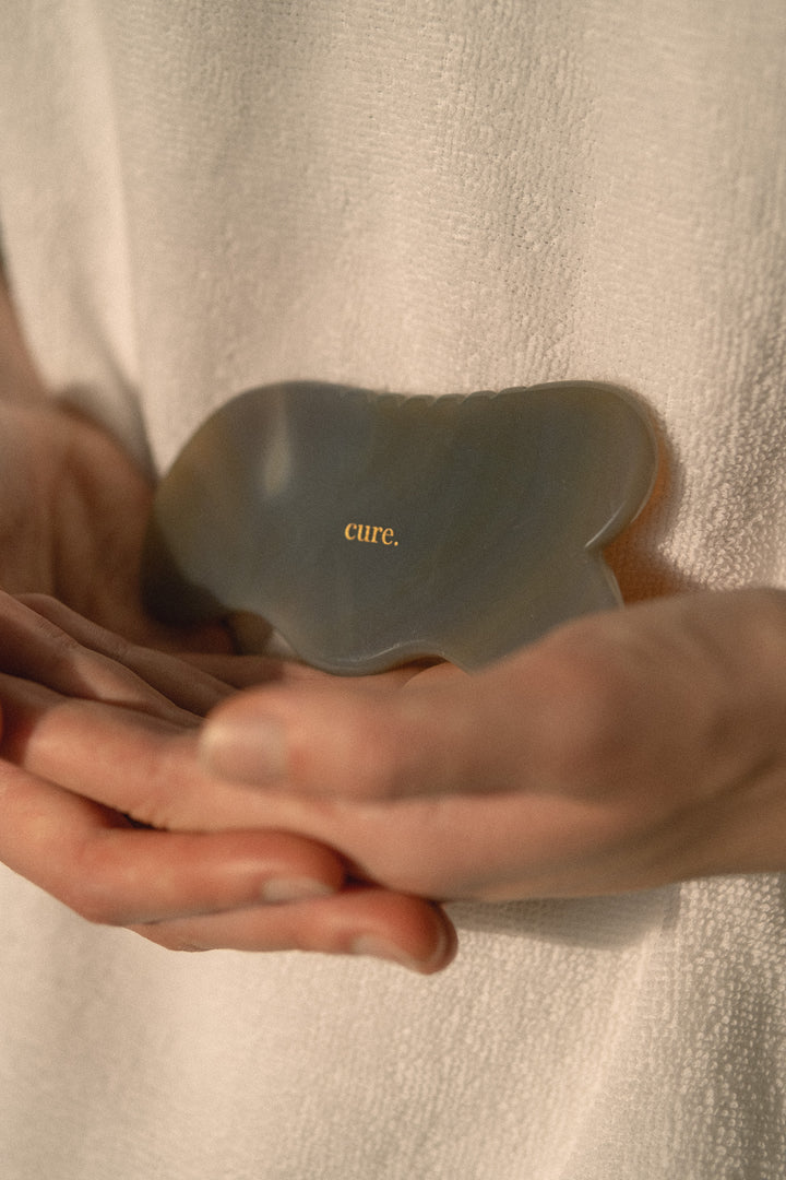 Piatră naturală Agate Cloud Gua Sha pentru masaj facial & corporal