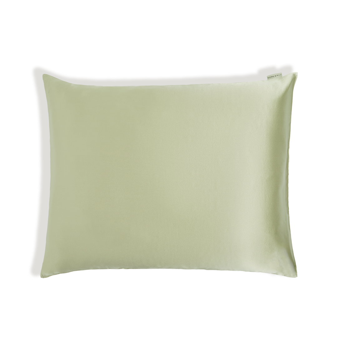 Skin Recovering Pillowcase from natural Silk in the colour olive green