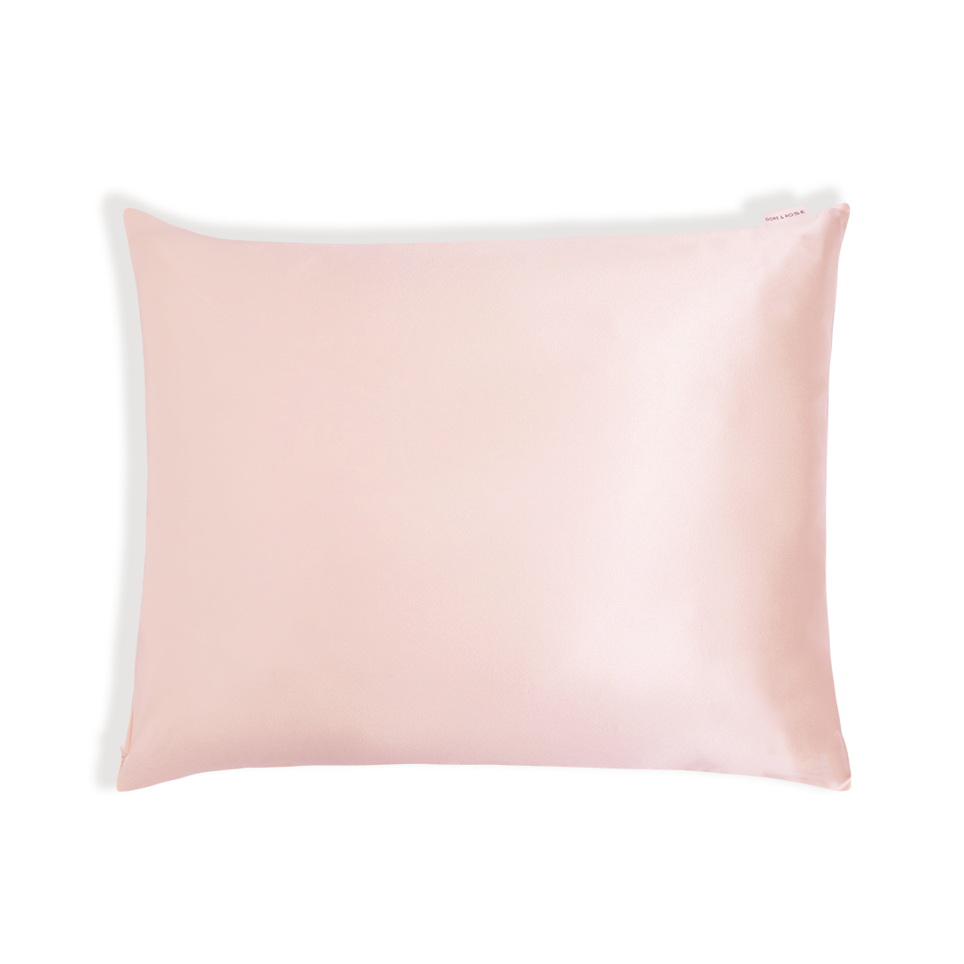 Skin Recovering Pillowcase from natural Silk in the colour light pink