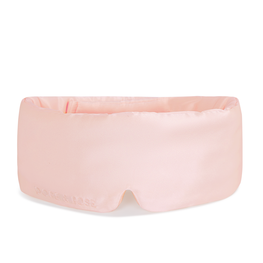 Deep Sleep Mask from natural Silk in the colour light pink